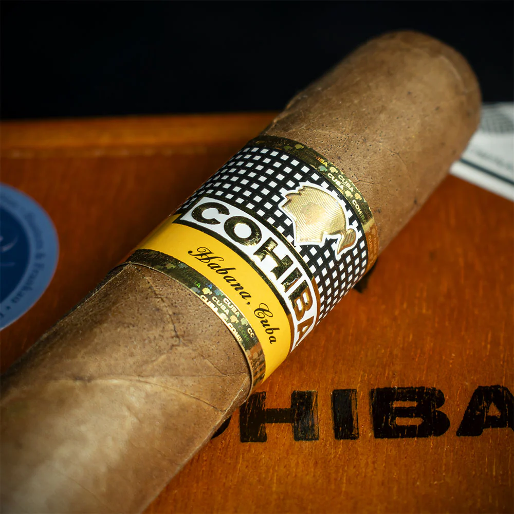 Cohiba Robustos Cuban Cigar - Single - Image 4