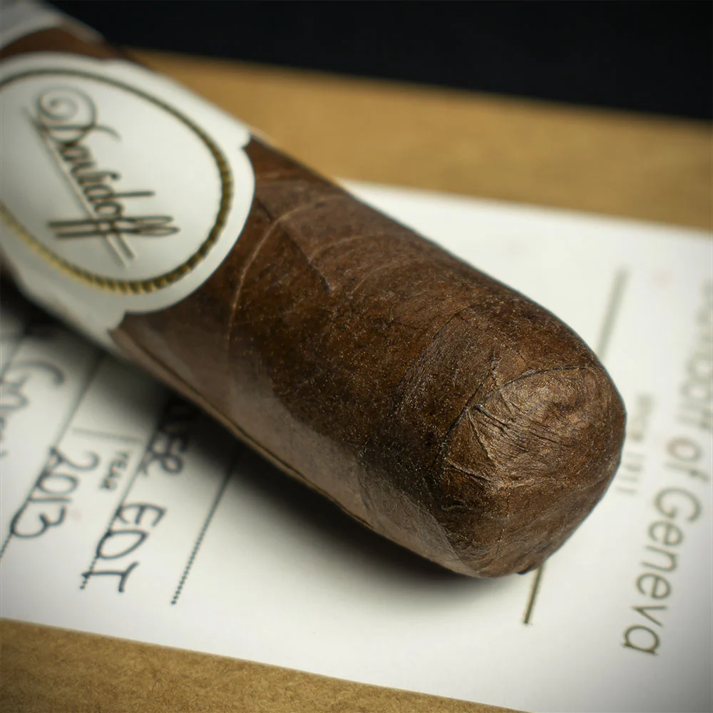 Davidoff Master Edition Clubhouse Toro Limited Edition Cigar - Single - Image 5