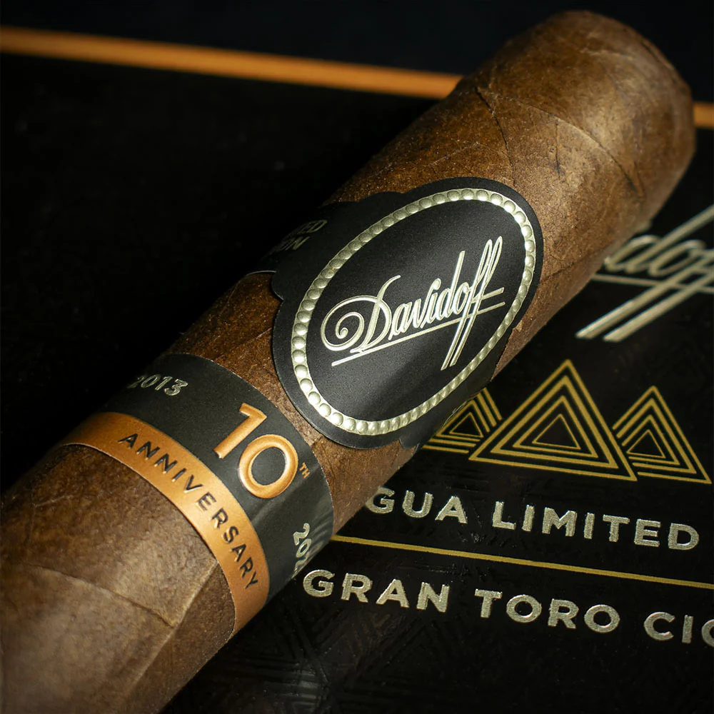 Davidoff Nicaragua 10th Aniversary Gran Toro Limited Edition Cigar - Single - Image 4