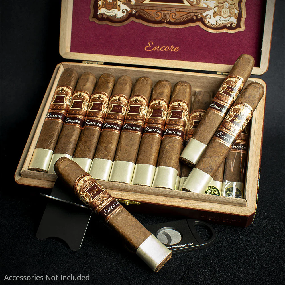 E.P. Carrillo Encore Majestic Robusto Cigar - Single - Image 3