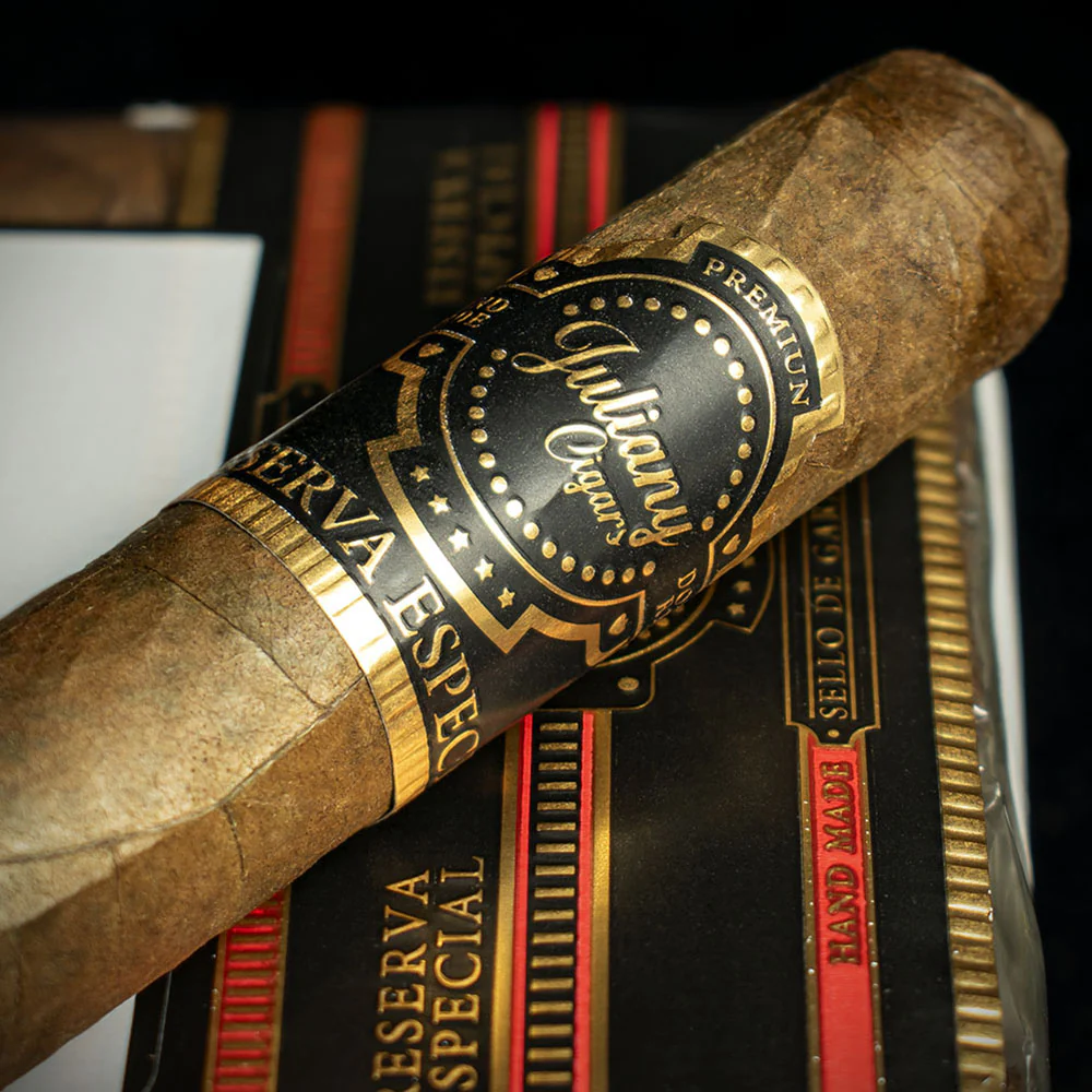 Juliany Maduro Robusto Cigar - Single - Image 4