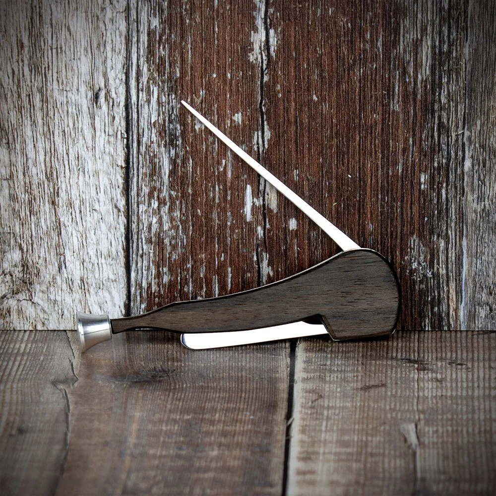Pipe Shaped Pipe Tool - Wooden - Image 4